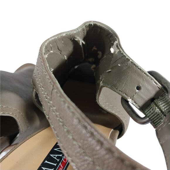 LUMIANI! TAUPE BROWN/GRAY VEGAN LEATHER STILETTO, PLATFORM, PEEP TOE HEELS! 10M - Picture 9 of 11